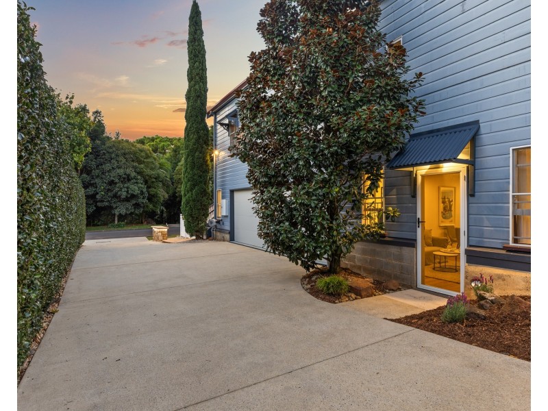 15 Palm-Lily Crescent, Bangalow NSW 2479