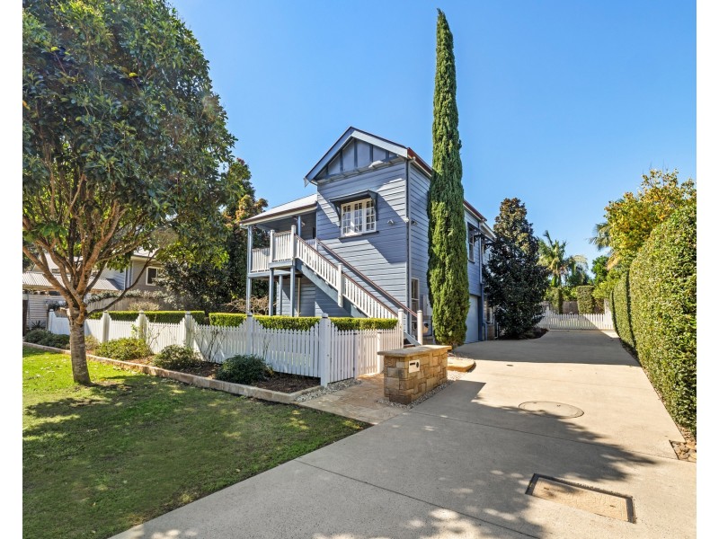 15 Palm-Lily Crescent, Bangalow NSW 2479