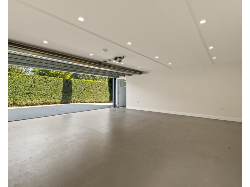 15 Palm-Lily Crescent, Bangalow NSW 2479