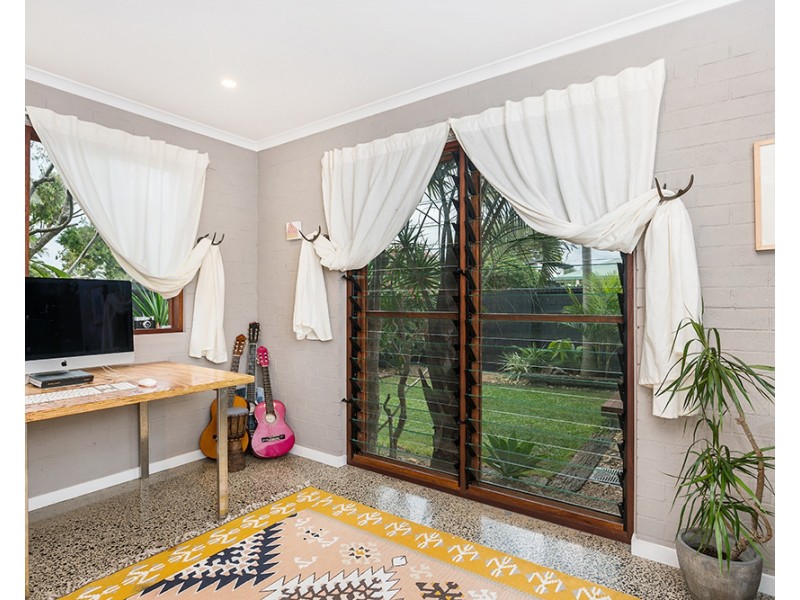 2A Clifford Street, Suffolk Park NSW 2481