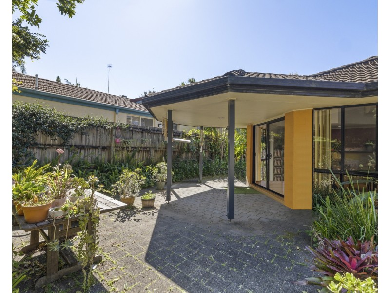 41 Caniaba Crescent, Suffolk Park NSW 2481