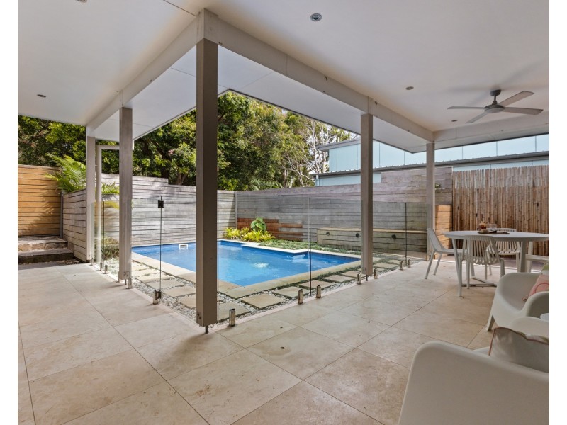 2/27 Kalemajere Drive, Suffolk Park NSW 2481