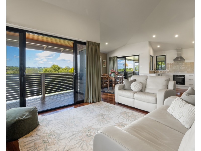 5 Barby Crescent, Bangalow NSW 2479