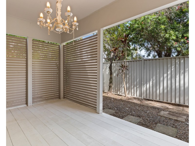 1 Tea Tree Court, Suffolk Park NSW 2481