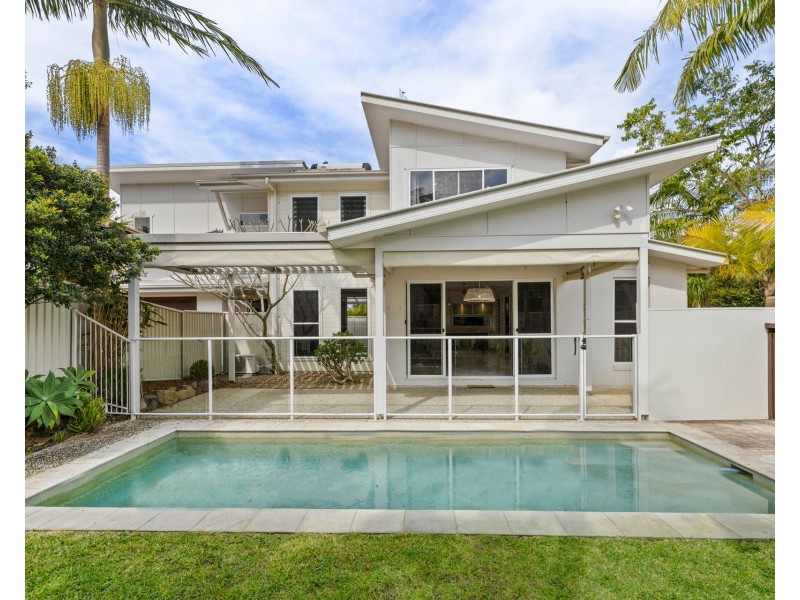 1 Tea Tree Court, Suffolk Park NSW 2481