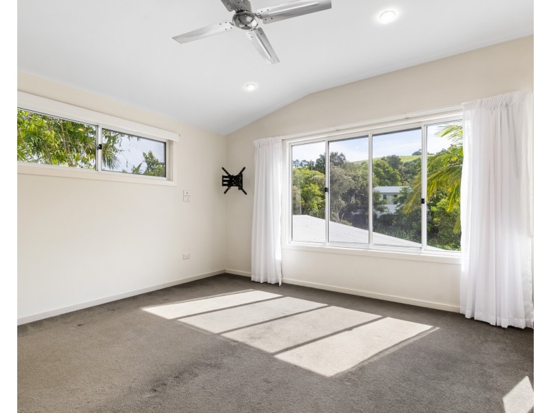 1 Tea Tree Court, Suffolk Park NSW 2481