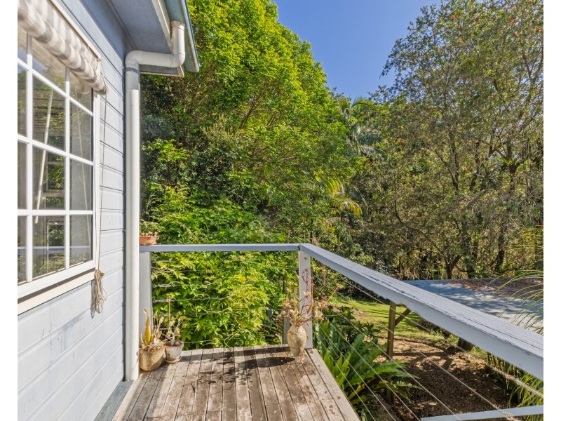 16 Henderson Place, Modanville NSW 2480