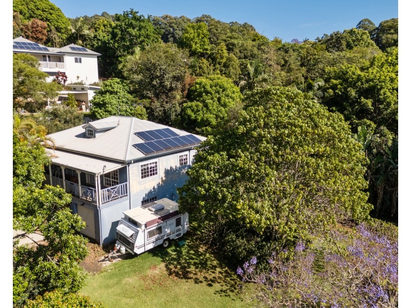 16 Henderson Place, Modanville NSW 2480