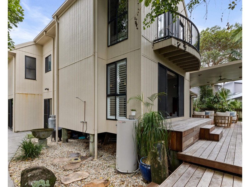 2/6 Firewheel Place, Suffolk Park NSW 2481