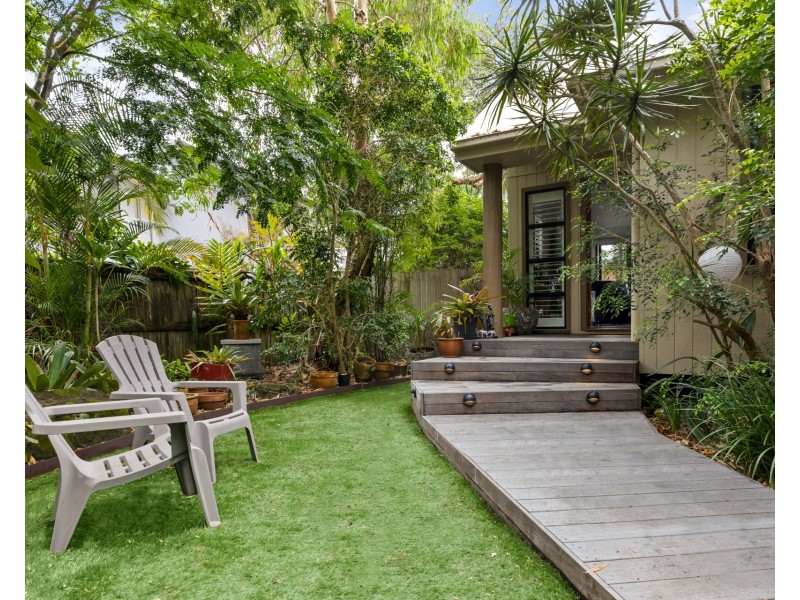 2/6 Firewheel Place, Suffolk Park NSW 2481