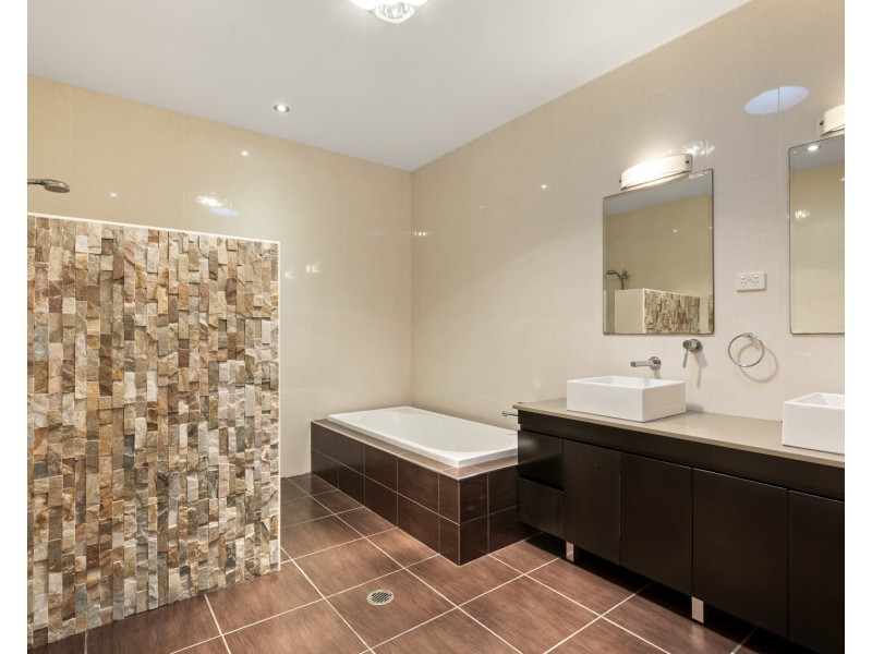 835 Federal Drive, Goonengerry NSW 2482