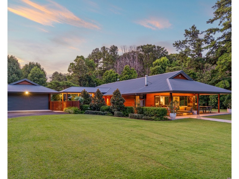 35 Avocado Crescent, Ewingsdale NSW 2481