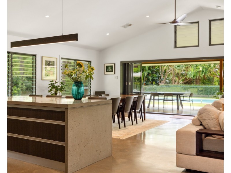 35 Avocado Crescent, Ewingsdale NSW 2481