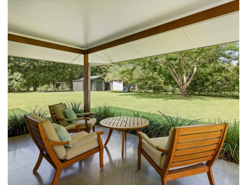 35 Avocado Crescent, Ewingsdale NSW 2481