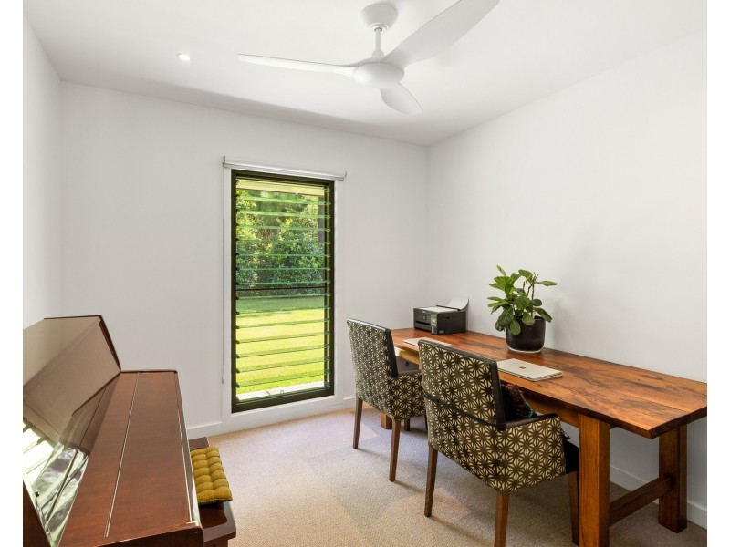 35 Avocado Crescent, Ewingsdale NSW 2481