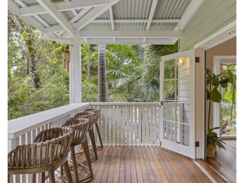 16 Palm Tree Crescent, Bangalow NSW 2479