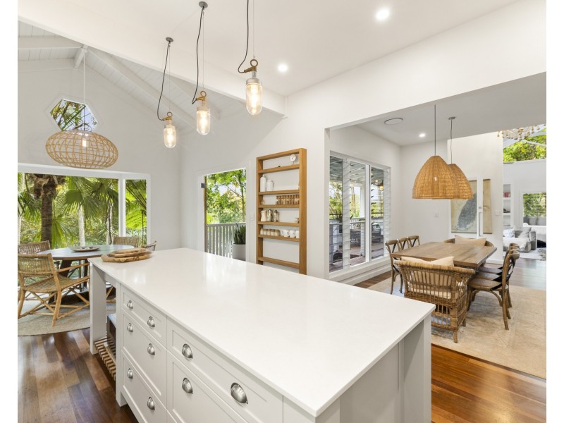 16 Palm Tree Crescent, Bangalow NSW 2479