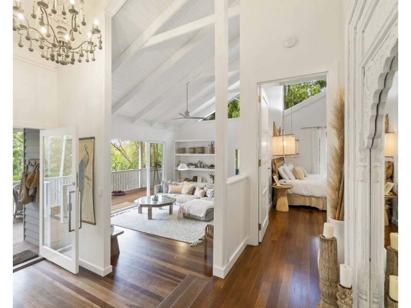 16 Palm Tree Crescent, Bangalow NSW 2479