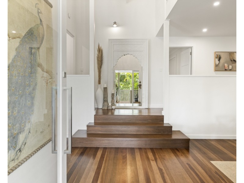 16 Palm Tree Crescent, Bangalow NSW 2479