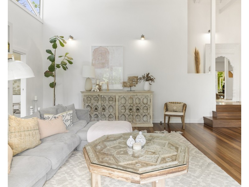 16 Palm Tree Crescent, Bangalow NSW 2479