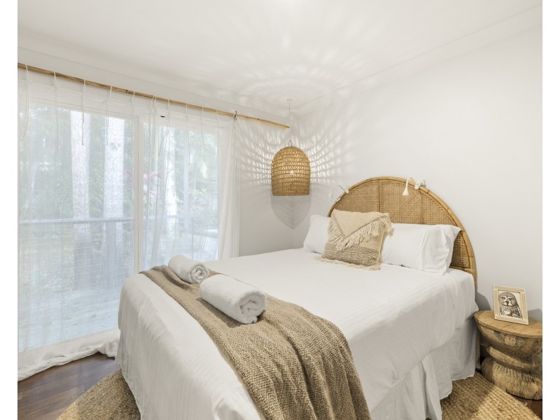 16 Palm Tree Crescent, Bangalow NSW 2479