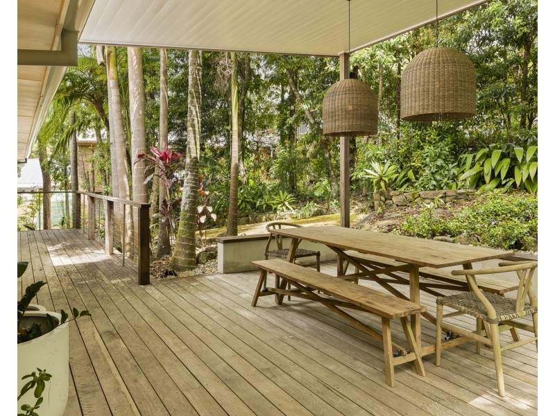 16 Palm Tree Crescent, Bangalow NSW 2479