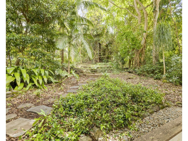 16 Palm Tree Crescent, Bangalow NSW 2479