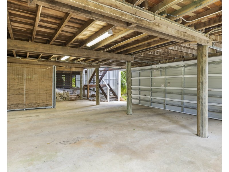 16 Palm Tree Crescent, Bangalow NSW 2479