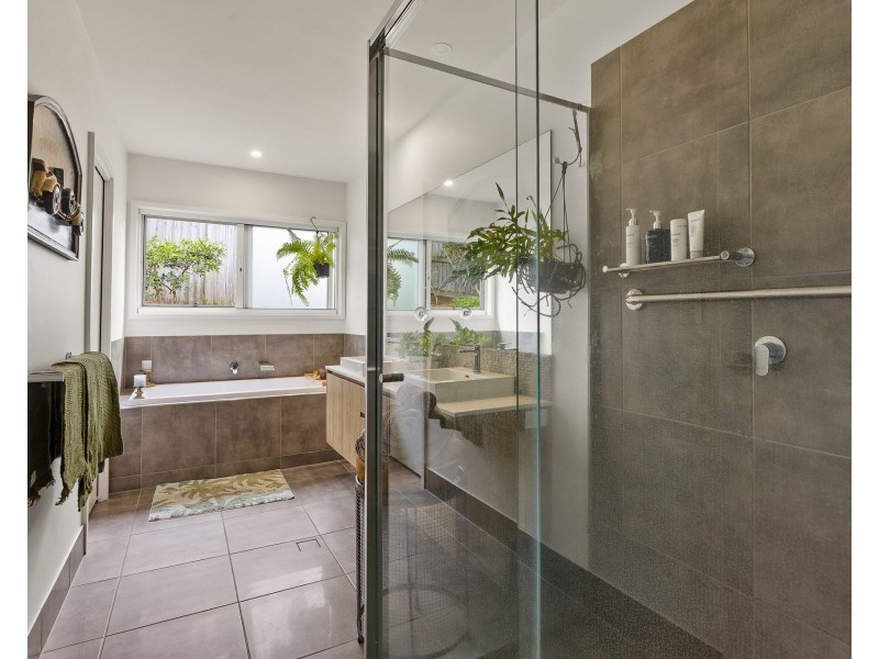 1/51 Caniaba Crescent, Suffolk Park NSW 2481