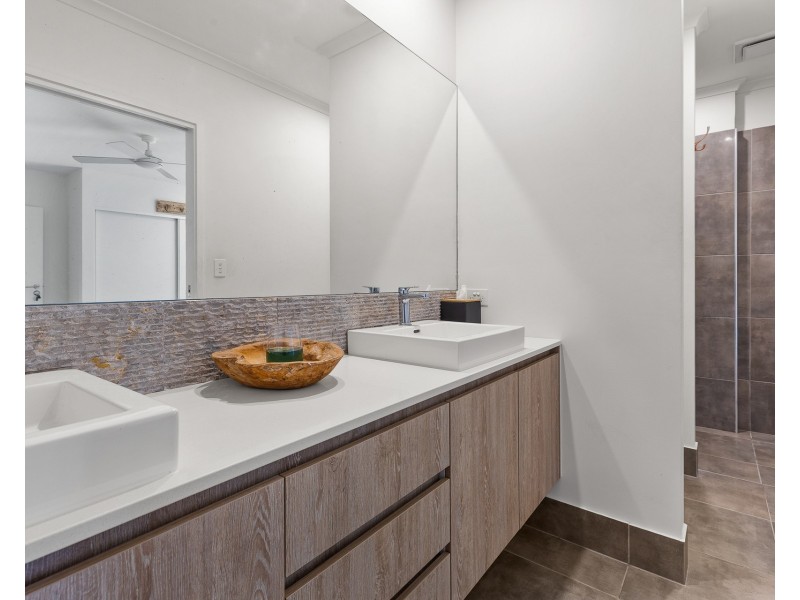 1/51 Caniaba Crescent, Suffolk Park NSW 2481