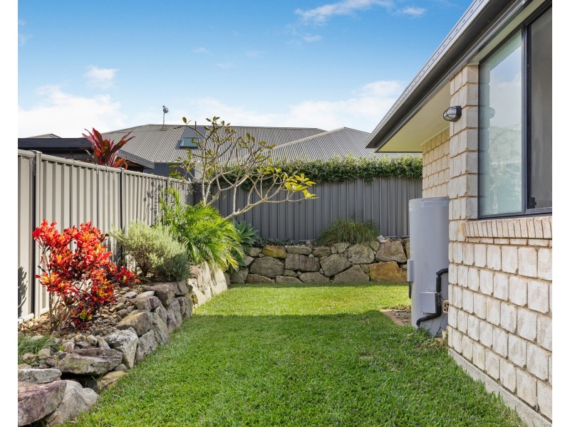 12 Chilcott Circuit, Cumbalum NSW 2478