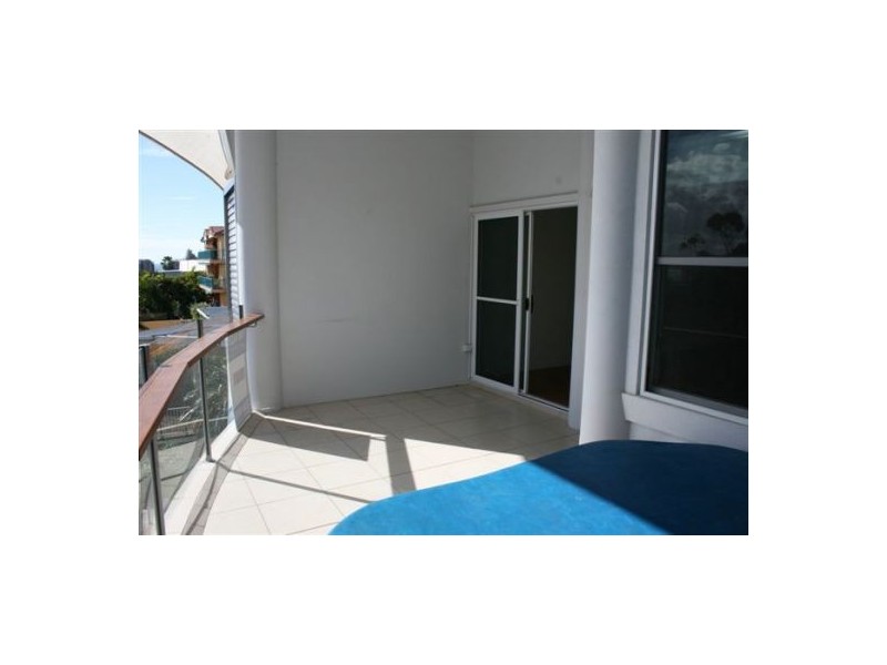 9/50-52 RUTLEDGE ST, Coolangatta QLD 4225