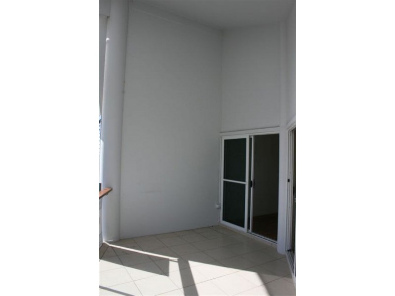 9/50-52 RUTLEDGE ST, Coolangatta QLD 4225