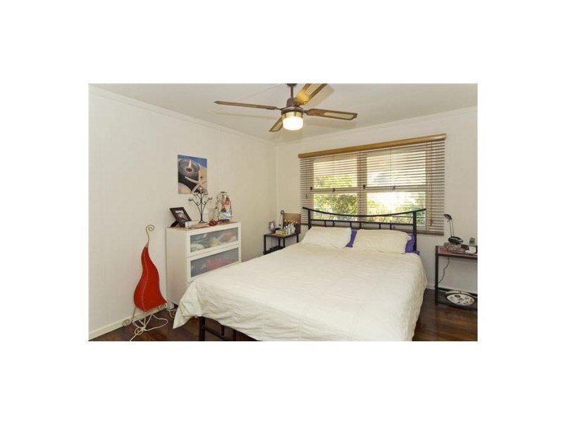 5/16 LANHAM ST, Coolangatta QLD 4225