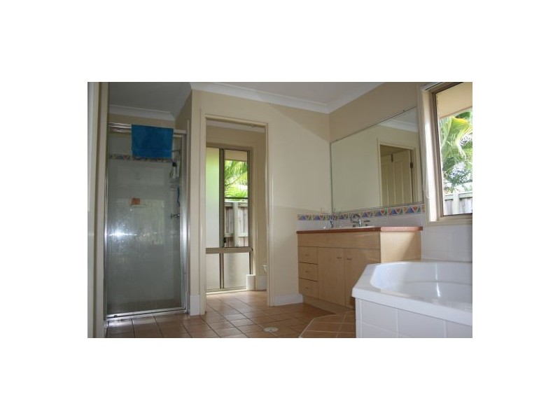 35 TRAMINER CT, Banora Point NSW 2486