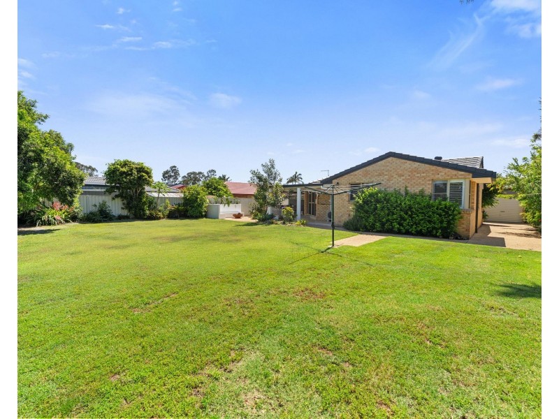 5 Palm Terrace, Yamba NSW 2464