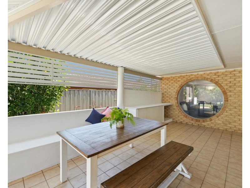 5 Palm Terrace, Yamba NSW 2464