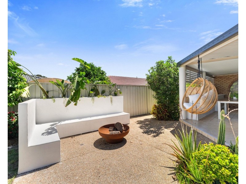 5 Palm Terrace, Yamba NSW 2464