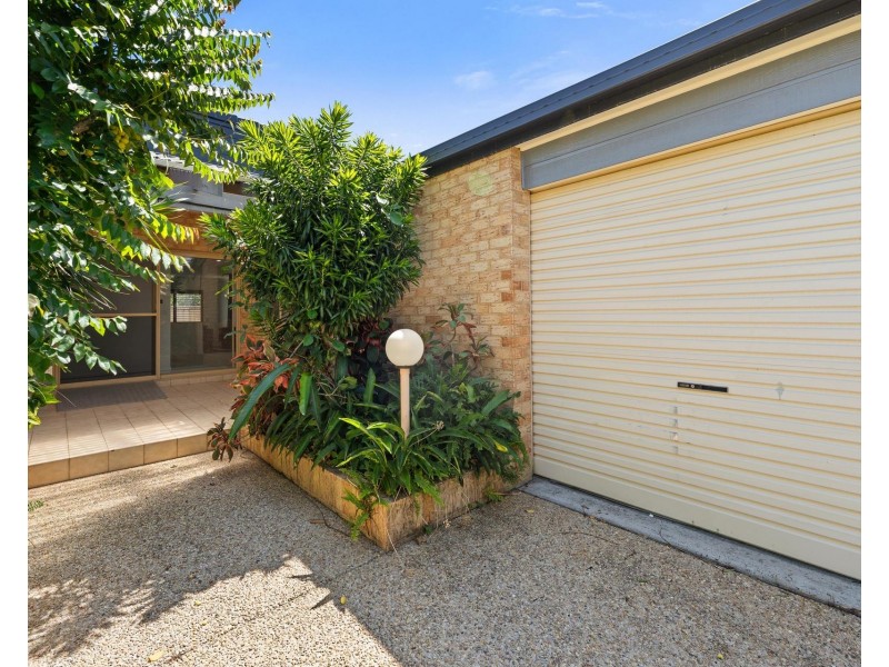 5 Palm Terrace, Yamba NSW 2464