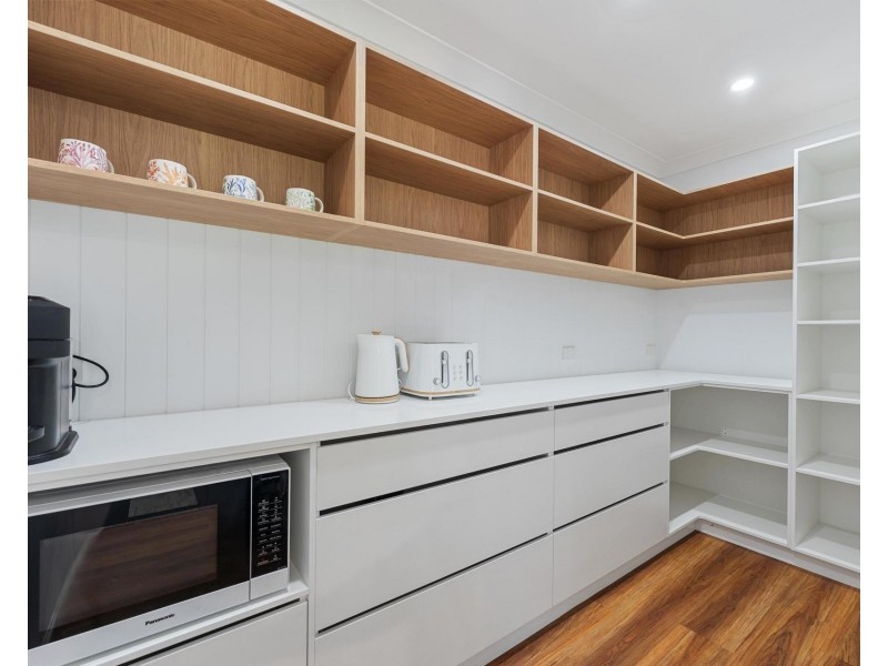 5 Palm Terrace, Yamba NSW 2464