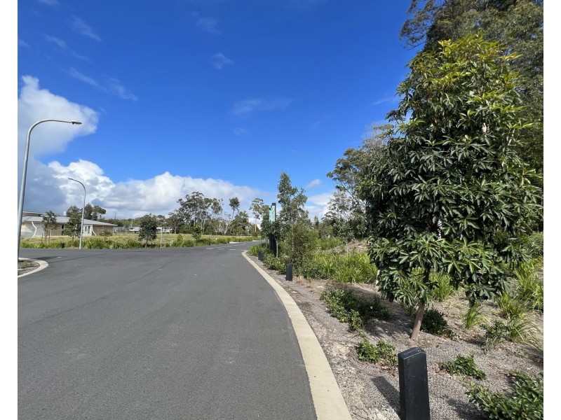 14 Yaegl Crescent, Iluka NSW 2466