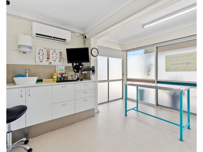 10 Treelands Drive, Yamba NSW 2464
