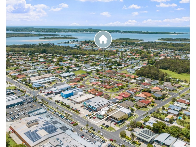 10 Treelands Drive, Yamba NSW 2464