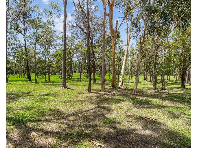 9 Falcon Court, James Creek NSW 2463