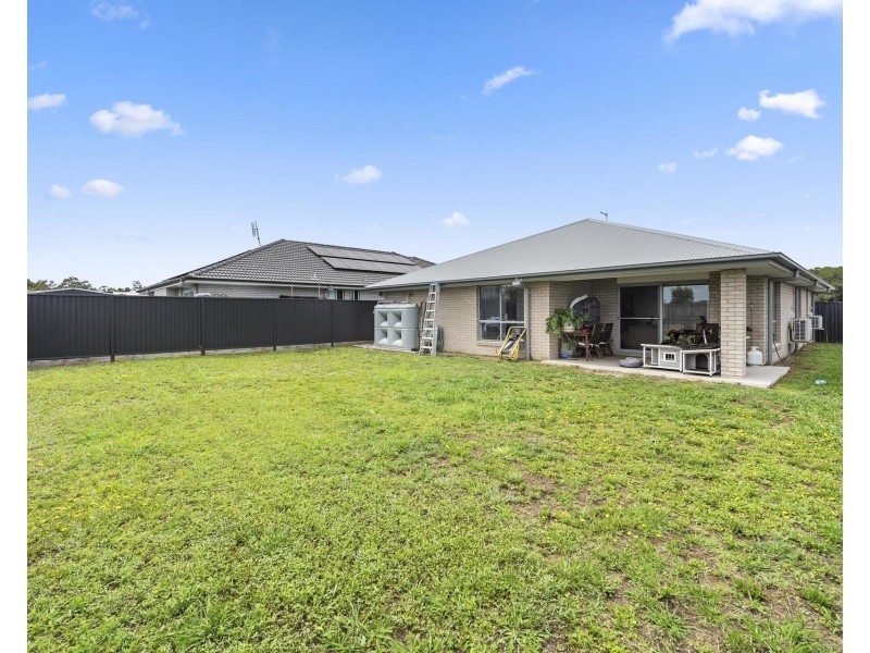 32 Kohler Drive, Yamba NSW 2464