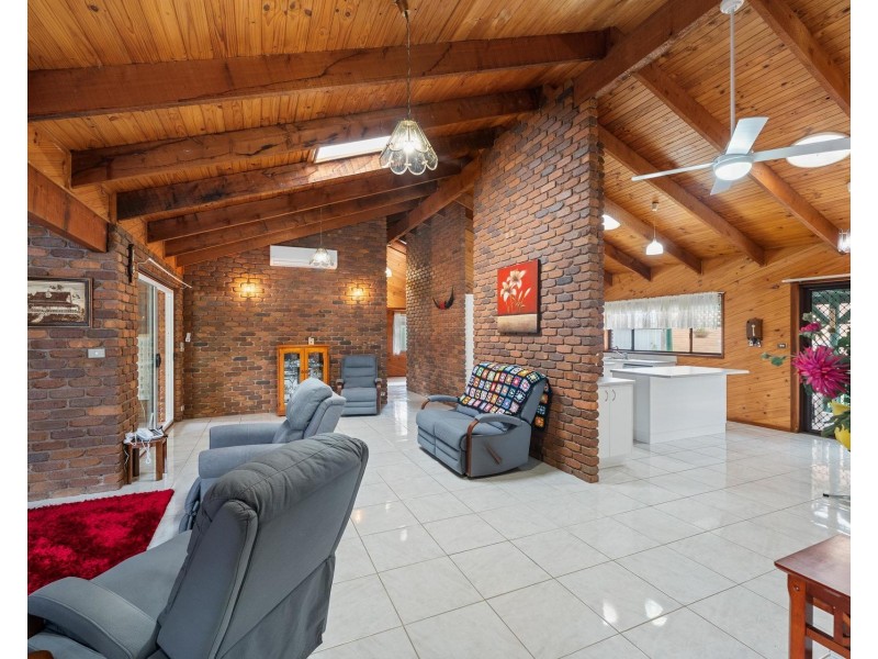 1 Willow Way, Yamba NSW 2464