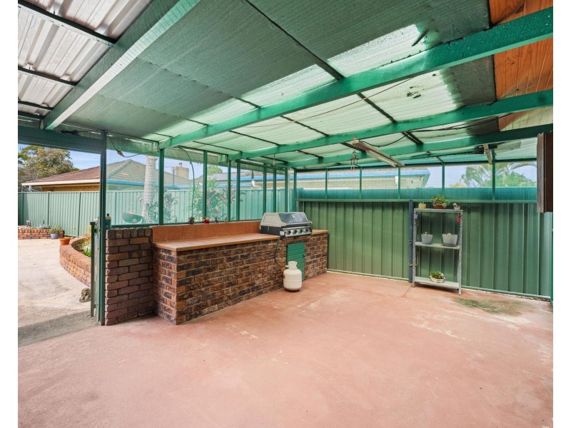 1 Willow Way, Yamba NSW 2464