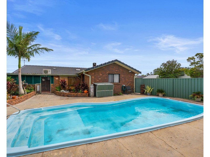 1 Willow Way, Yamba NSW 2464