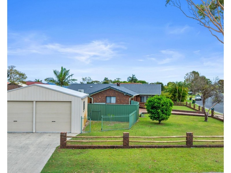 1 Willow Way, Yamba NSW 2464