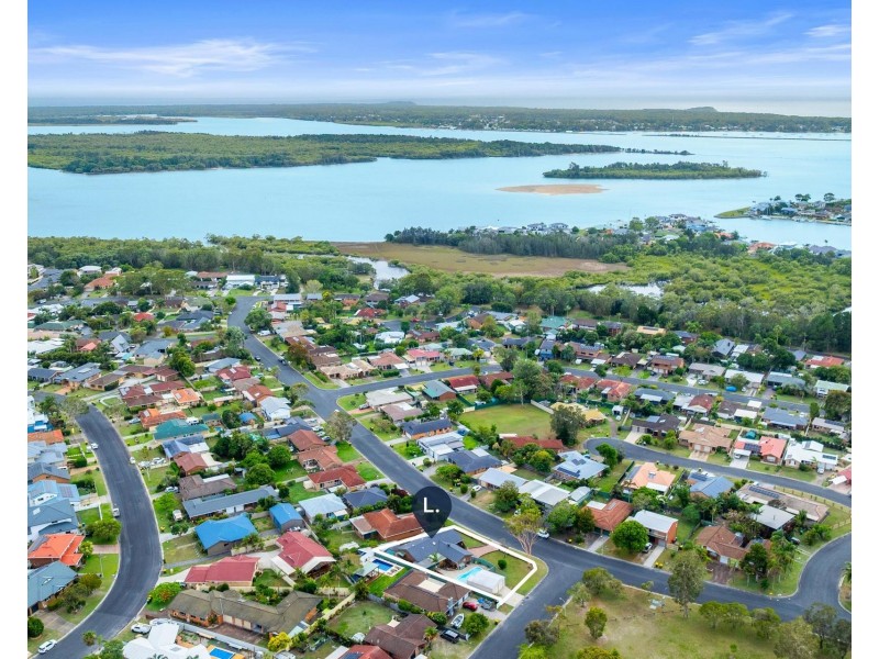 1 Willow Way, Yamba NSW 2464